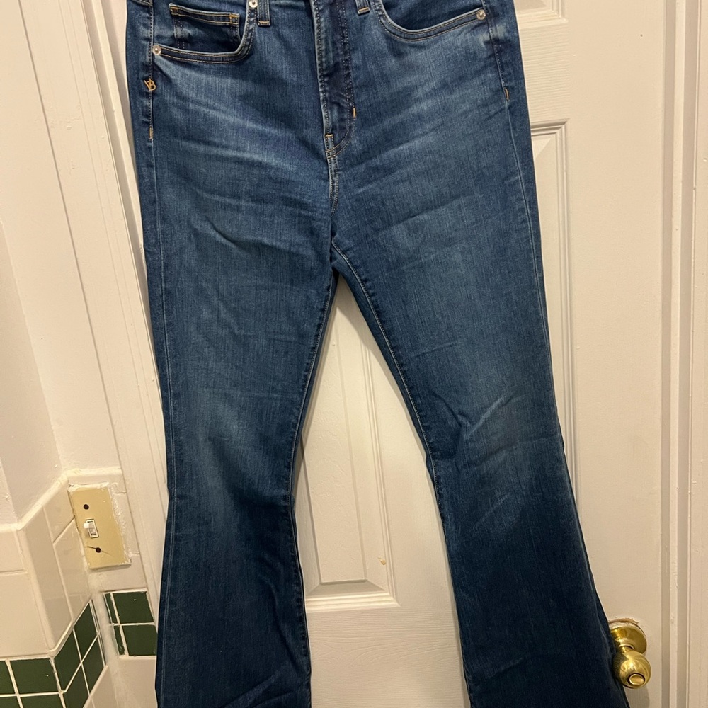 Veronica Beard Classic Blue Denim Bootcut Mid-Rise Jeans